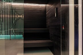 Gran Hotel Claridge Granada - Preferred Hotels & Resorts