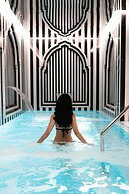Gran Hotel Claridge Granada - Preferred Hotels & Resorts