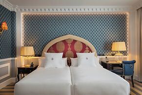 Gran Hotel Claridge Granada - Preferred Hotels & Resorts
