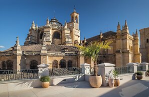 Gran Hotel Claridge Granada - Preferred Hotels & Resorts