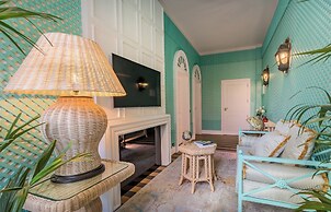 Gran Hotel Claridge Granada - Preferred Hotels & Resorts