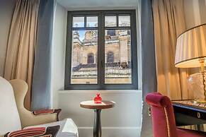 Gran Hotel Claridge Granada - Preferred Hotels & Resorts