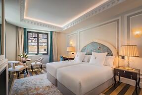 Gran Hotel Claridge Granada - Preferred Hotels & Resorts