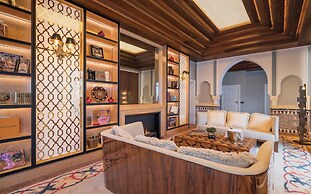 Gran Hotel Claridge Granada - Preferred Hotels & Resorts