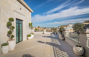 Gran Hotel Claridge Granada - Preferred Hotels & Resorts