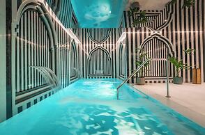 Gran Hotel Claridge Granada - Preferred Hotels & Resorts