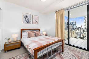 1-bed Brisbane City Centre With Pool, BBQ & Gym