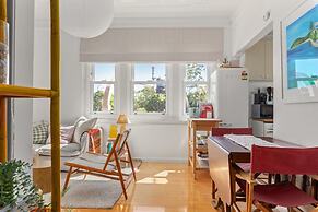 Charming 1-bed Apartment in Neutral Bay