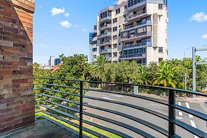 Charming 1-bed Apartment in Neutral Bay