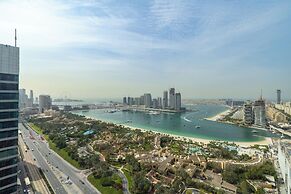 Maison Privee - High-Floor Haven with Open Sea Views on Palm Entry