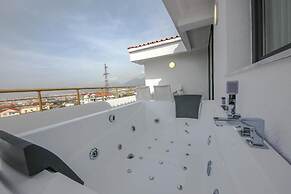 Murati Lake View Hotel