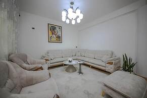 Murati Lake View Hotel