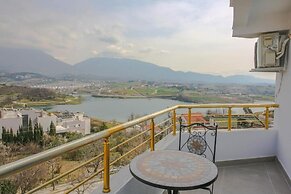 Murati Lake View Hotel