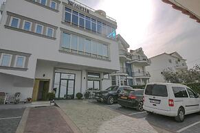 Murati Lake View Hotel