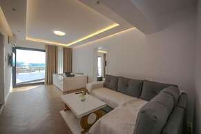 Murati Lake View Hotel
