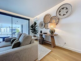 Acqua Beach by Atlantic Holiday