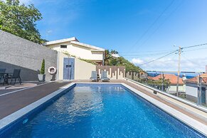 Villa Alves by Atlantic Holiday