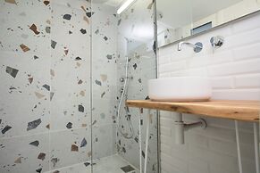 Urban Residence Koukaki