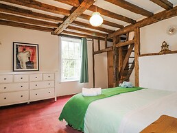 Chilton Manor House