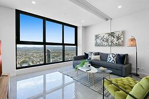 Oceanfront 3-bed With Stunning Views, Pool & Sauna