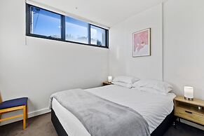 Cosy 1-bed With Private Balcony By Showgrounds