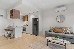 1-bed Resort With Study and Gym