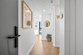 Stylish 2-bed Apartment With Rooftop BBQ Access