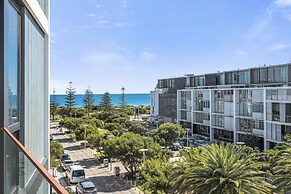 Stylish 2-bed Apartment With Rooftop BBQ Access
