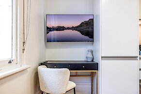 Stylish Studio Near the City Centre