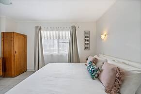 Great Location 1-bed With Pool