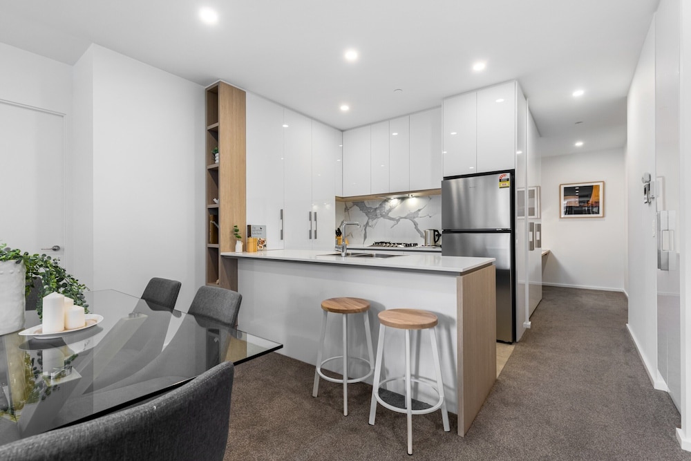Remarkable 3-bed With City Views & Swimming Pool
