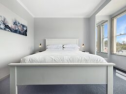 3-bed With Alfresco Dining & Pool in Batemans Bay