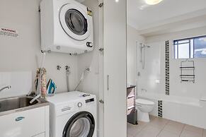 Bright 2-bed With Private Balcony & Serene View
