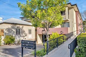 Bright 2-bed With Private Balcony & Serene View