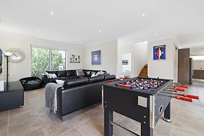 Seaside 3-bed Home, Direct Beach Access