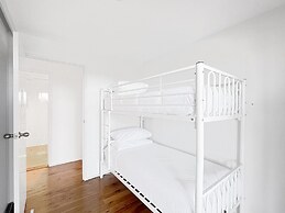 Fab 3-bed Stay With Great Outdoors & Water Views
