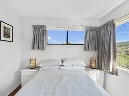 Fab 3-bed Stay With Great Outdoors & Water Views