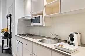 Melbourne CBD 1-bed With A/C Close to Theatres