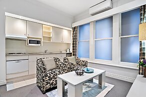 Melbourne CBD 1-bed With A/C Close to Theatres