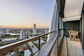 Jewel Luxury Beachside 2-bed With Water View