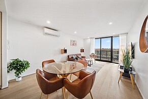 Stylish 2-bed Apartment With Luxe Amenities Access