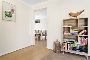 Bright Family Stay With Outdoor Space