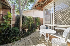 Bright Family Stay With Outdoor Space