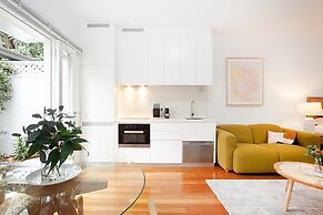 Leafy and Tranquil Inner West Studio Apartment