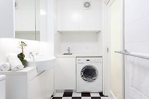 Leafy and Tranquil Inner West Studio Apartment