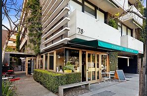 Chic 2-bed Apartment in Vibrant St Kilda