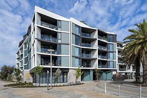 Charming 1-bed With Rooftop Access & Parking