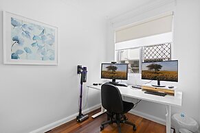 Spacious 3-bed House in Leafy Paddington