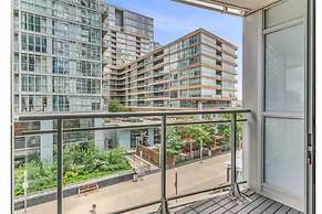 HostlyStays Luxury Suites