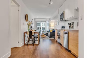 HostlyStays Luxury Suites